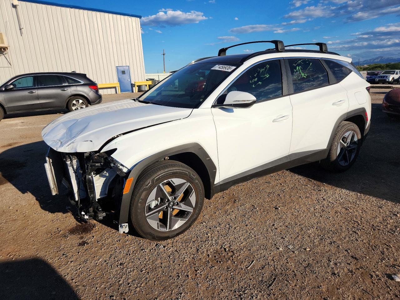 2025 HYUNDAI TUCSON SEL Convenience — Front 3/4