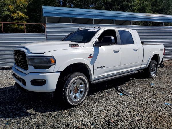 2019 RAM 2500 Laramie — Front 3/4