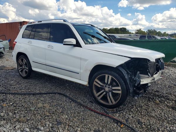 2015 MERCEDES-BENZ GLK GLK350 — Passenger 3/4