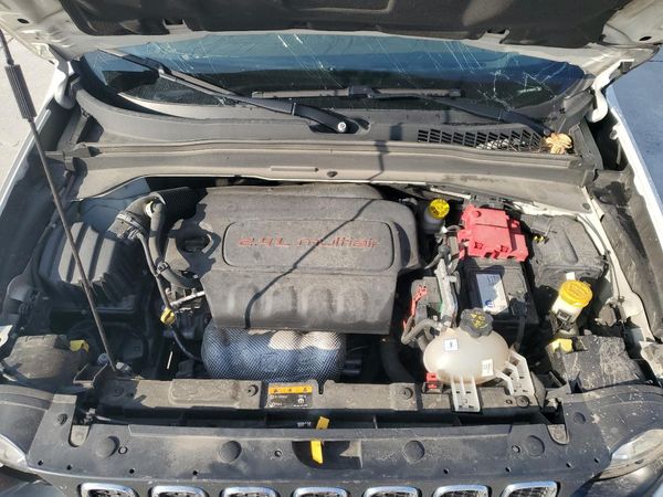 2018 JEEP RENEGADE LATITUDE 4X2