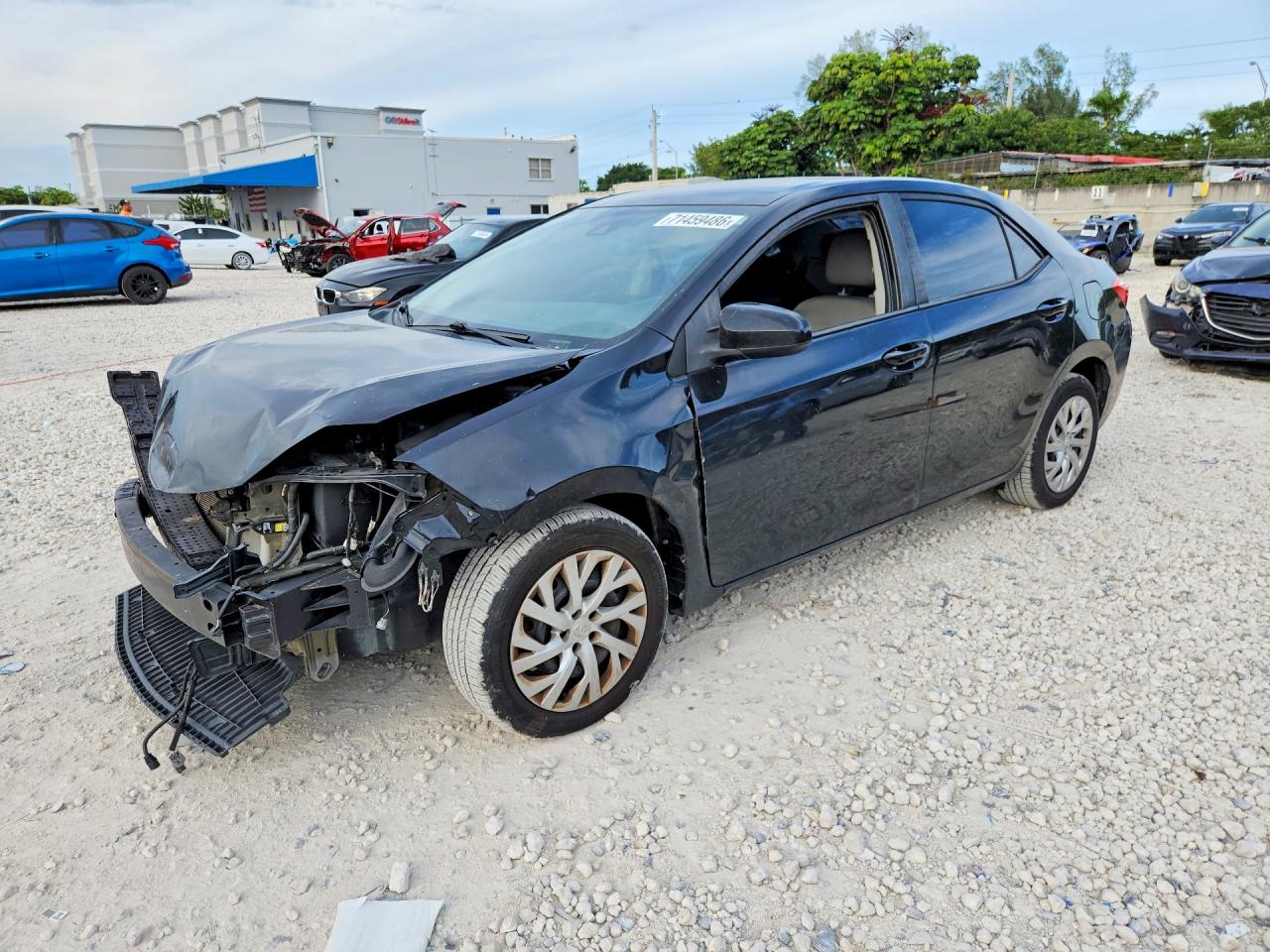 2018 TOYOTA COROLLA L/LE/SE/XLE/XSE — Front 3/4