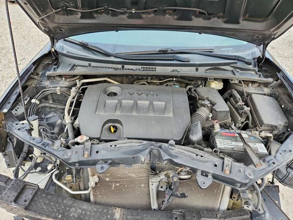 2018 TOYOTA COROLLA L/LE/SE/XLE/XSE — Engine bay