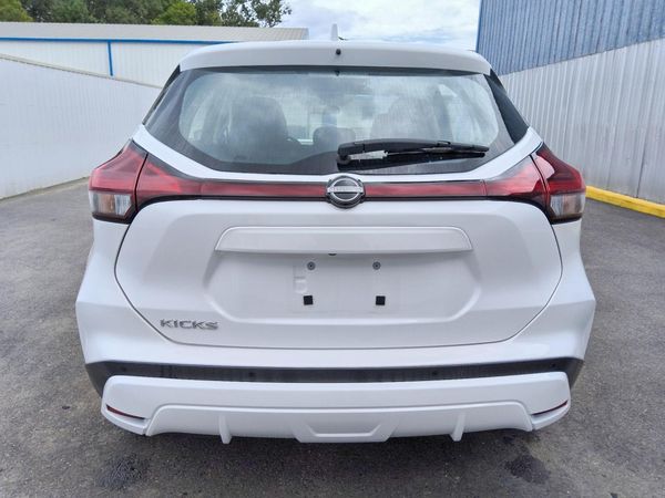 2024 NISSAN KICKS S — DIRR