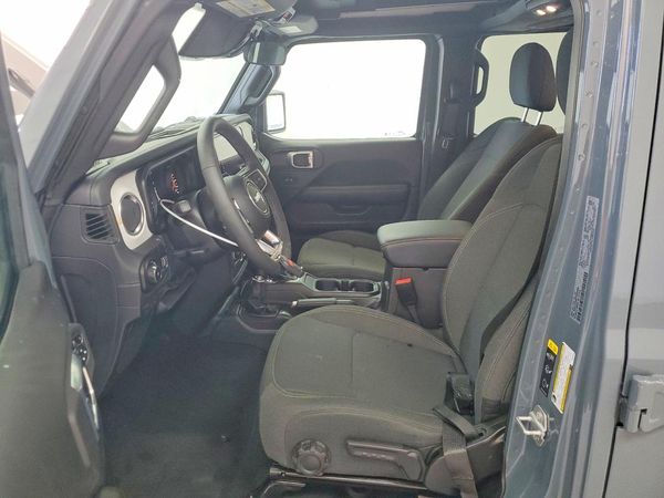 2026 JEEP WRANGLER Sahara — DENT
