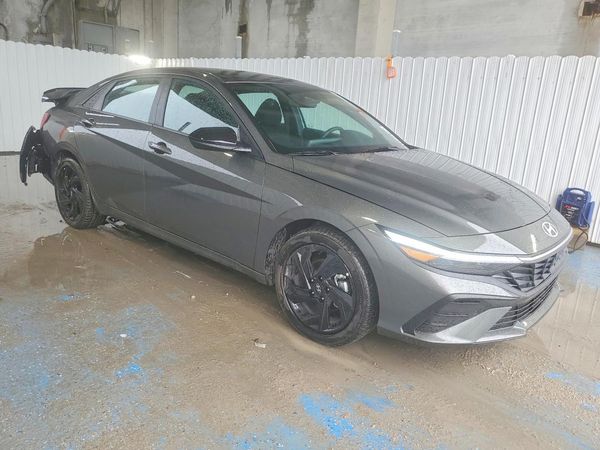 2026 HYUNDAI ELANTRA — Passenger 3/4