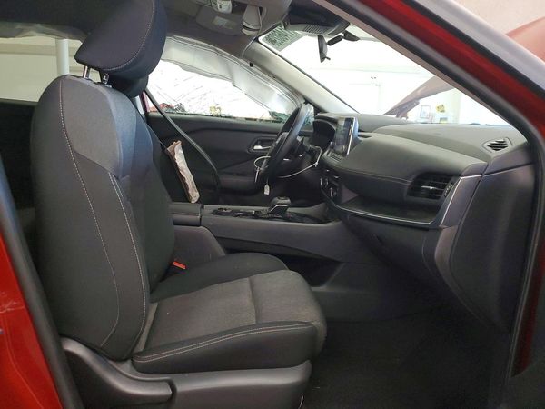 2024 NISSAN ROGUE SV — DENT
