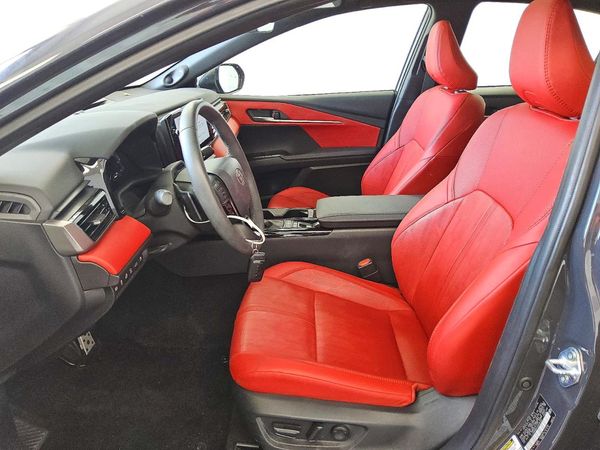 2025 TOYOTA CAMRY — DENT