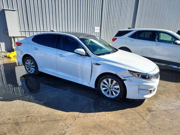 2016 KIA OPTIMA GLS, JSL — Passenger 3/4