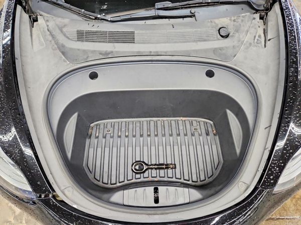 2023 TESLA MODEL 3 — Engine bay