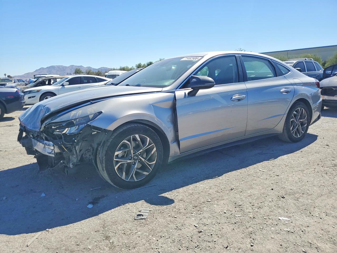 2022 HYUNDAI SONATA SEL — Front 3/4