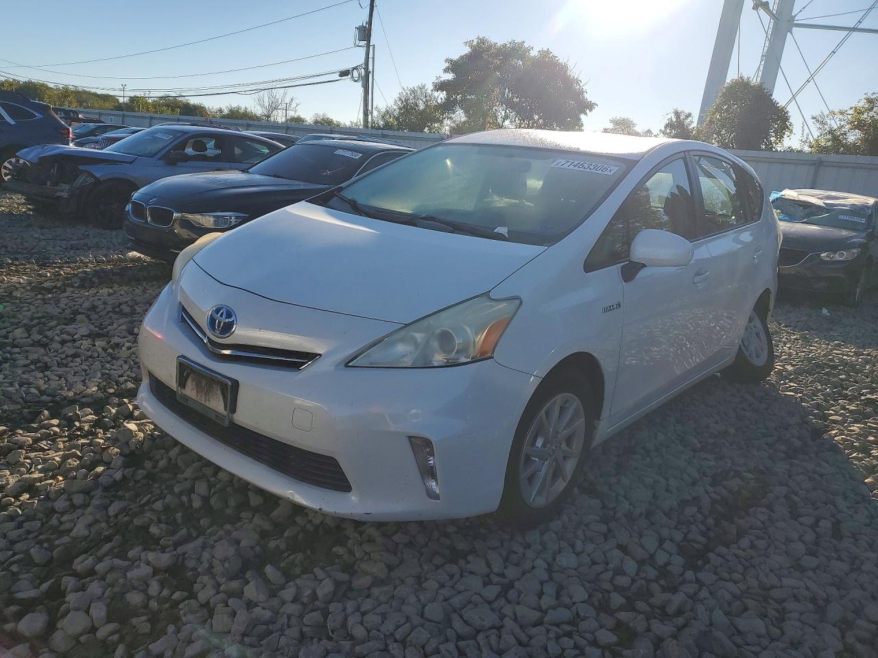 2012 TOYOTA PRIUS — Front 3/4