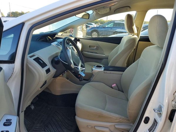 2012 TOYOTA PRIUS — DENT