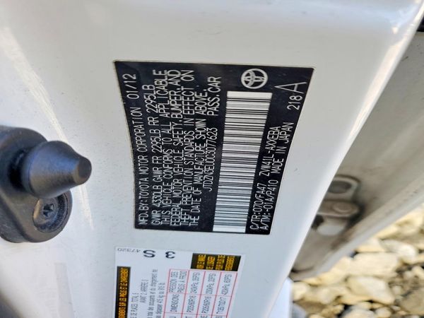 2012 TOYOTA PRIUS — VINS