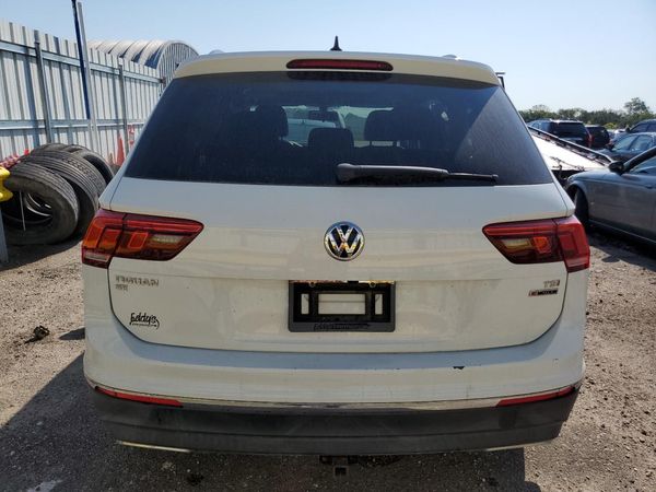 2018 VOLKSWAGEN TIGUAN SE, 4Motion SEL