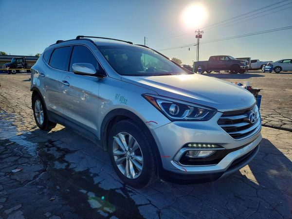 2018 HYUNDAI SANTA FE — Passenger 3/4