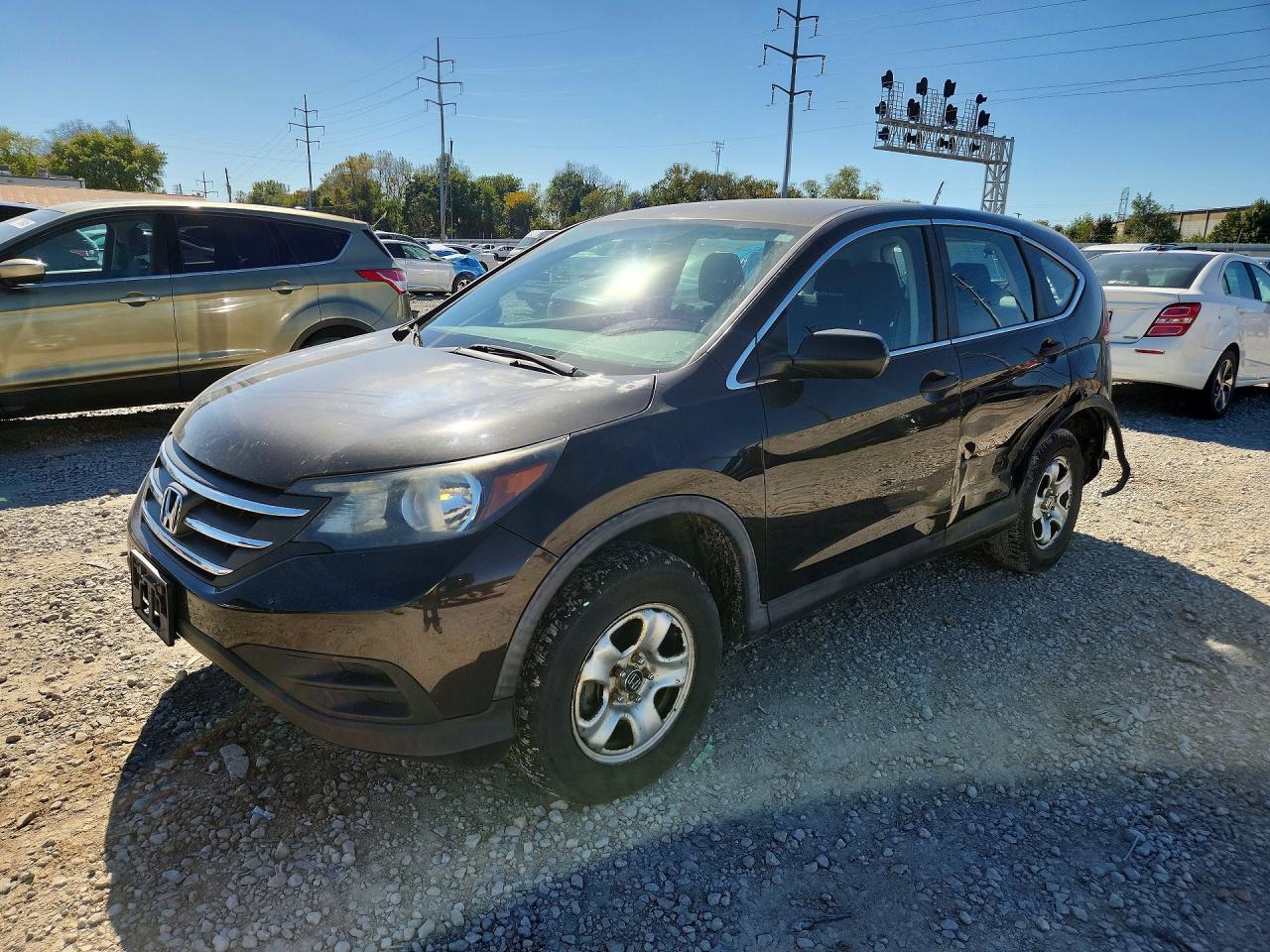 2013 HONDA CRV LX — Front 3/4