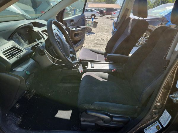 2013 HONDA CRV LX — DENT
