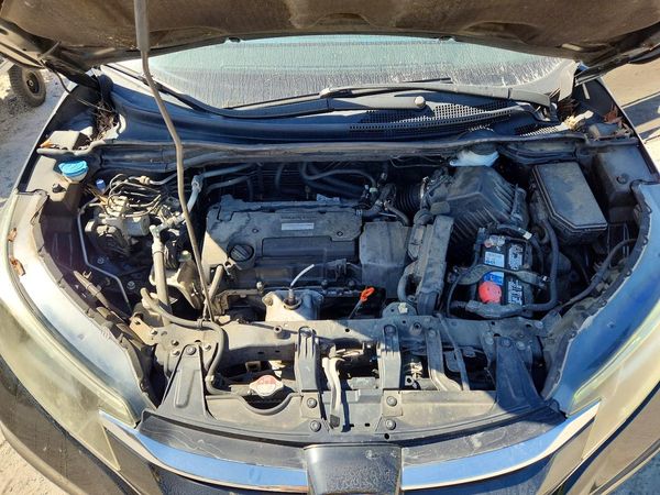 2016 HONDA CRV EX — Engine bay
