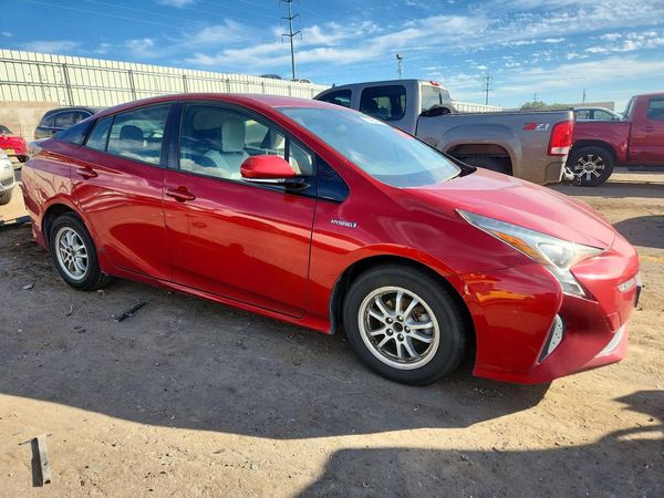 2017 TOYOTA PRIUS — Passenger 3/4
