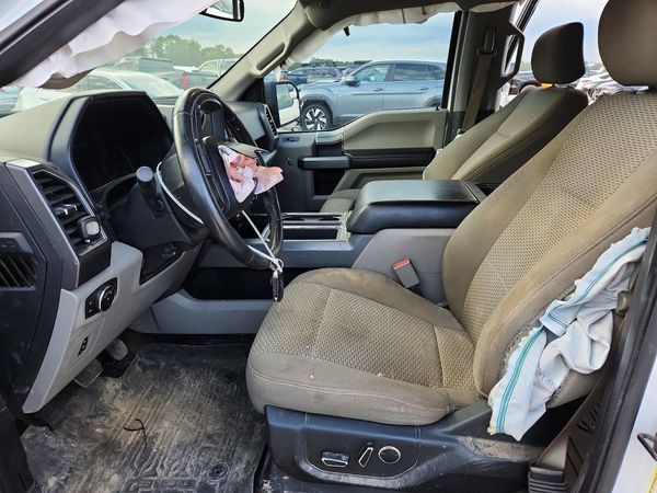2017 FORD F150 SuperCrew — DENT