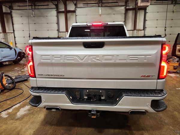 2019 CHEVROLET SILVERADO RST — DIRR