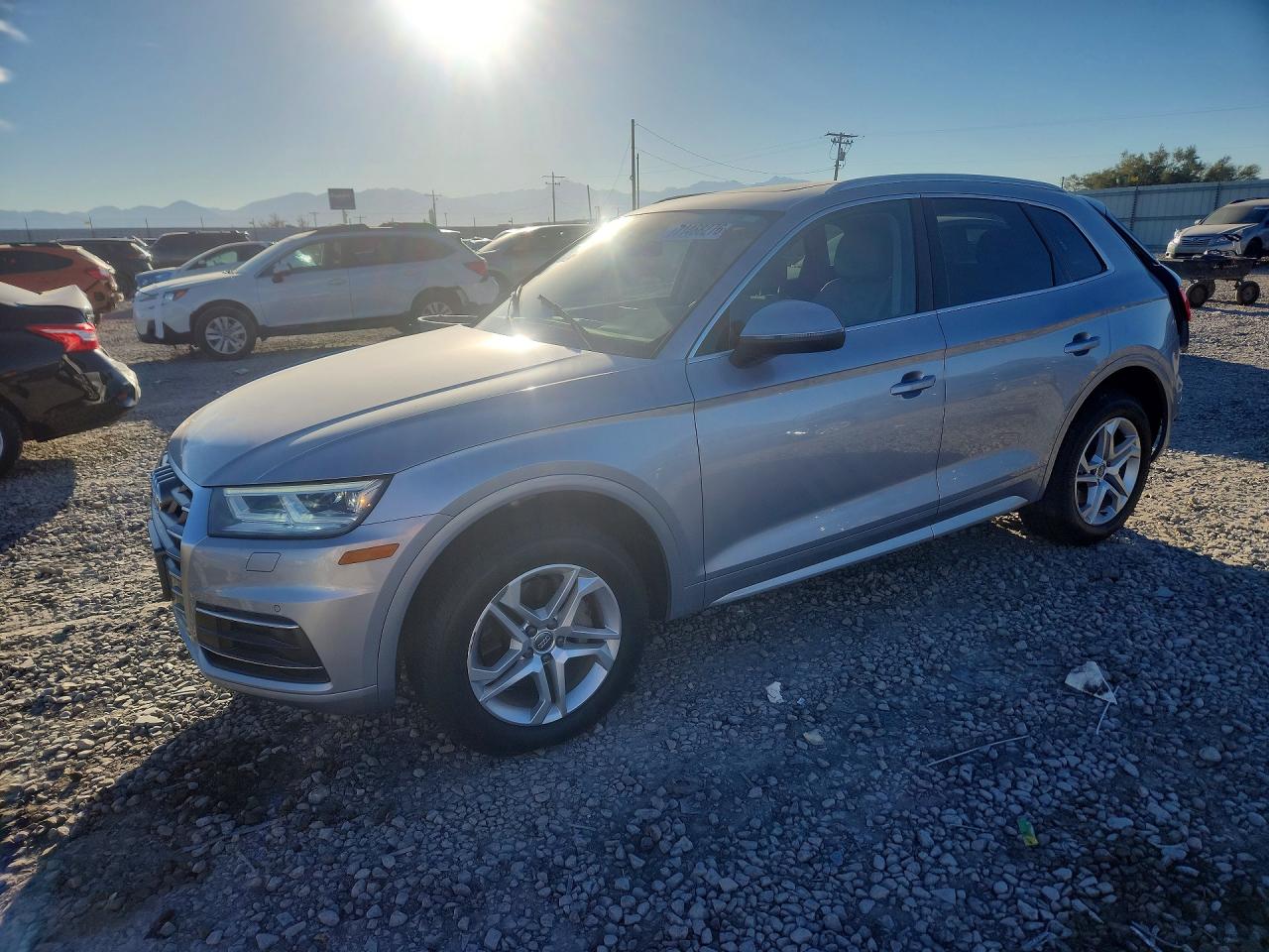 2018 AUDI Q5 quattro Premium Plus — Front 3/4