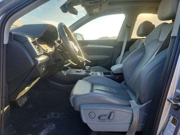 2018 AUDI Q5 quattro Premium Plus — DENT