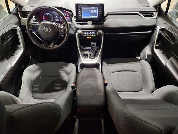 2019 TOYOTA RAV4 LE — CKPT