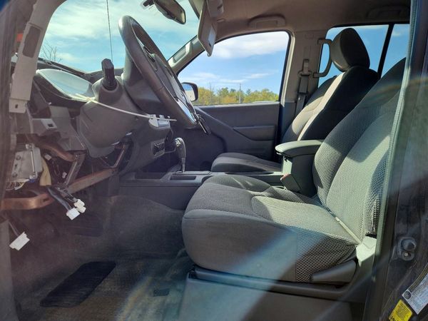 2018 NISSAN FRONTIER — DENT
