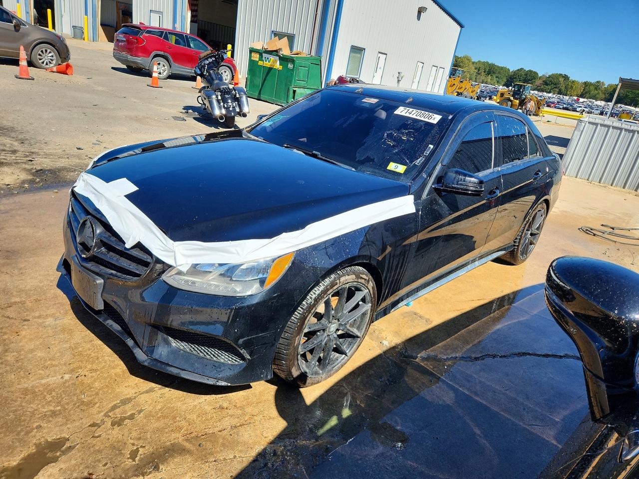2016 MERCEDES-BENZ E-CLASS E350-4M — Front 3/4