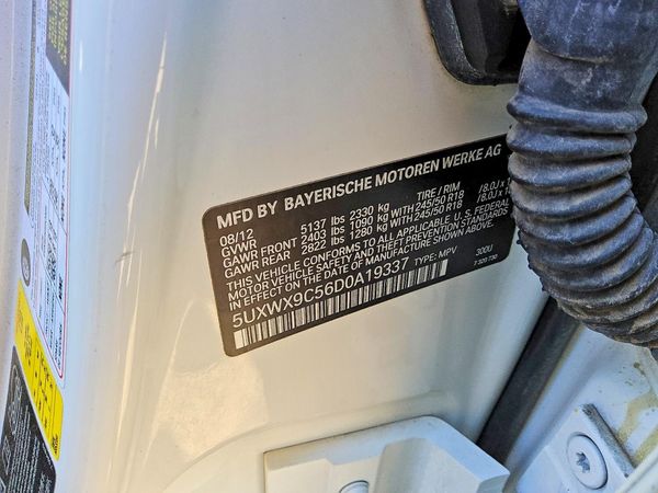 2013 BMW X3 xDrive28i — VINS