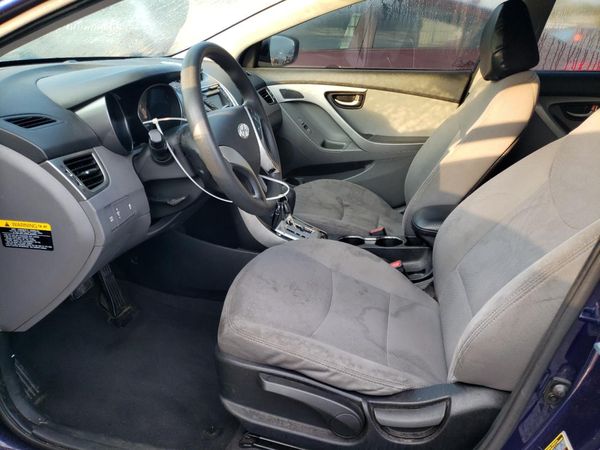 2013 HYUNDAI ELANTRA