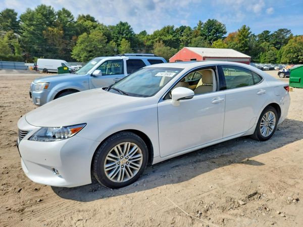 2014 LEXUS ES350 350 — Front 3/4
