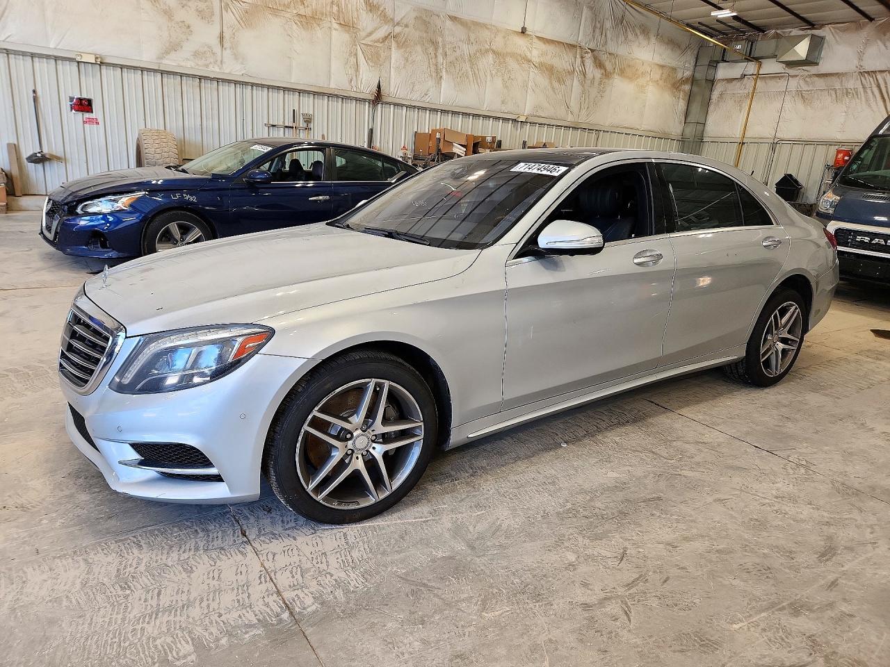 2015 MERCEDES-BENZ S-CLASS S550 — Front 3/4