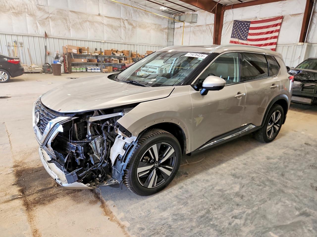 2021 NISSAN ROGUE PLATINUM — Front 3/4