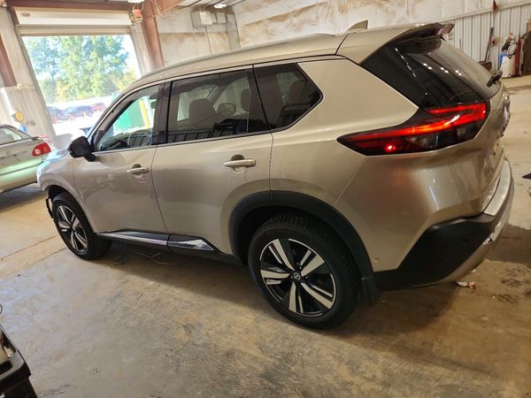 2021 NISSAN ROGUE PLATINUM — DSRA