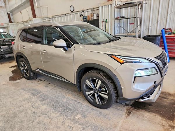 2021 NISSAN ROGUE PLATINUM — Passenger 3/4