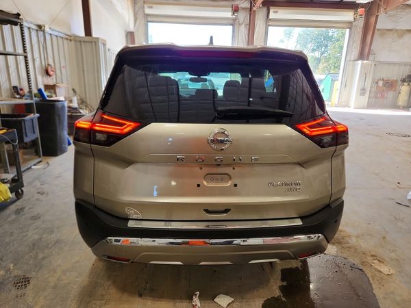 2021 NISSAN ROGUE PLATINUM — DIRR