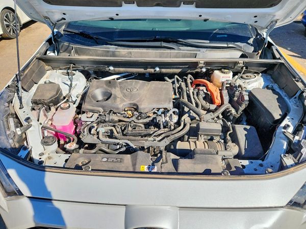 2023 TOYOTA RAV4 XSE — Engine bay