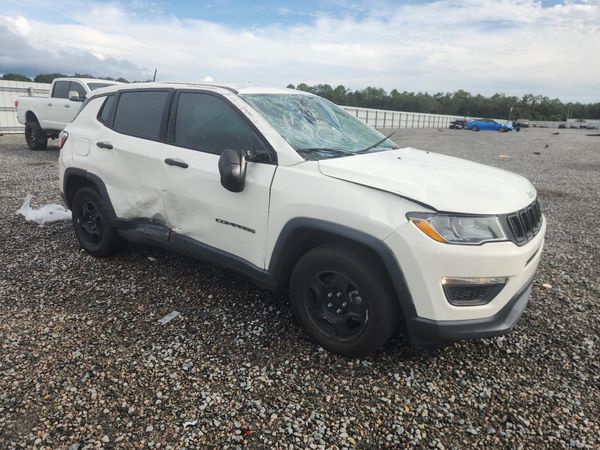 2018 JEEP COMPASS Sport — Passenger 3/4