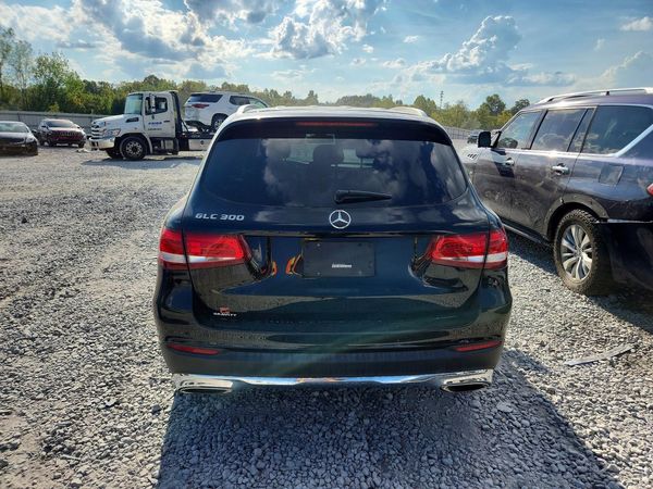 2017 MERCEDES-BENZ GLC GLC300 — DIRR