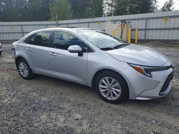 2025 TOYOTA COROLLA LE, XLE, SE — Passenger 3/4