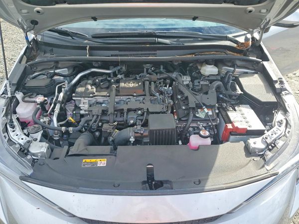 2025 TOYOTA COROLLA LE, XLE, SE — Engine bay