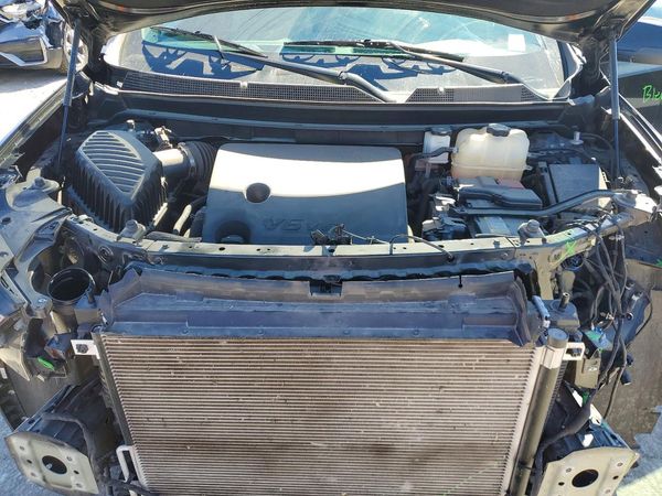 2022 CHEVROLET TRAVERSE LS — Engine bay