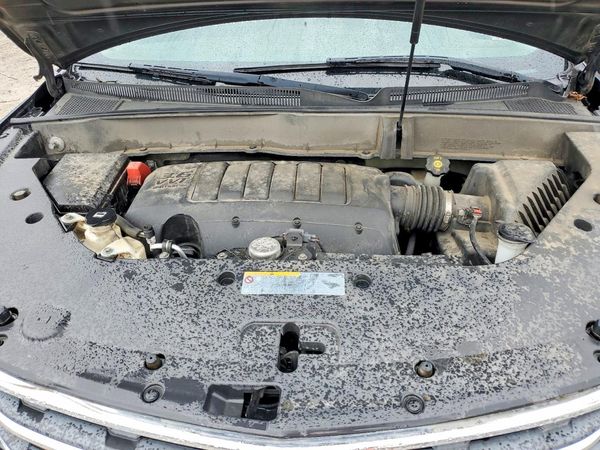 2016 CHEVROLET TRAVERSE 1LT — Engine bay