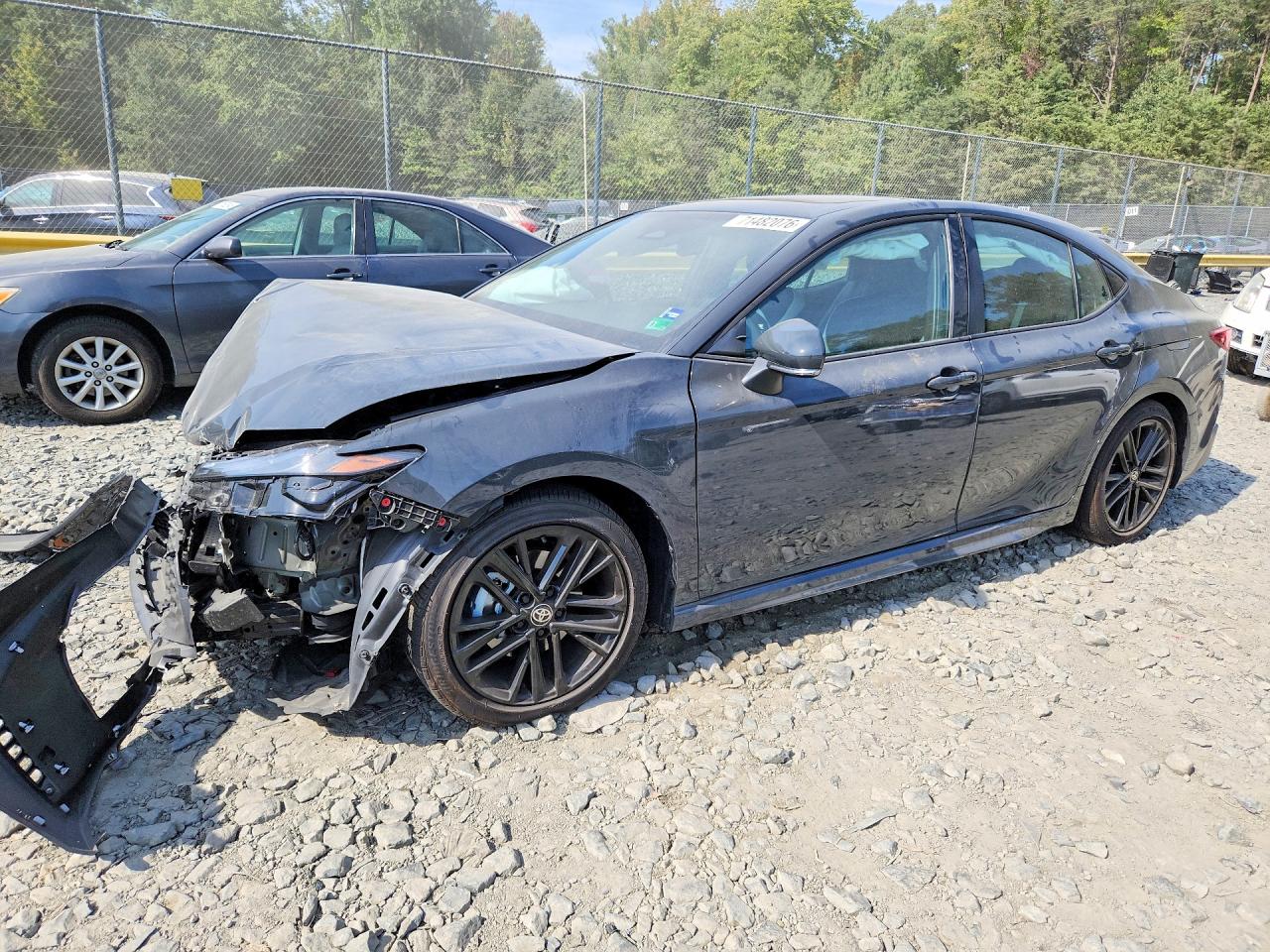 2026 TOYOTA CAMRY — Front 3/4