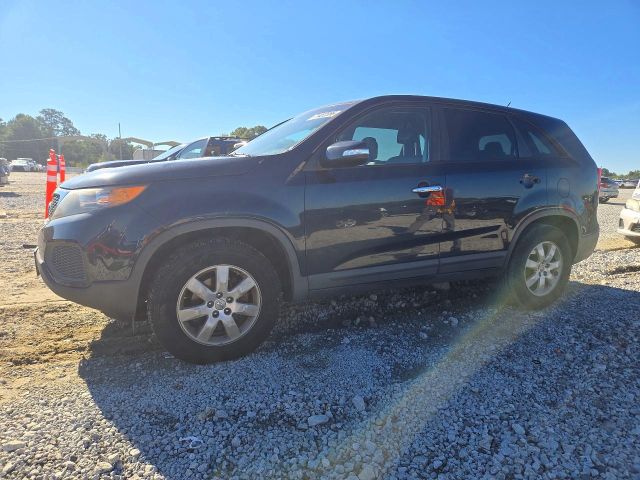 2012 KIA SORENTO GL(Middle-low grade) — Front 3/4