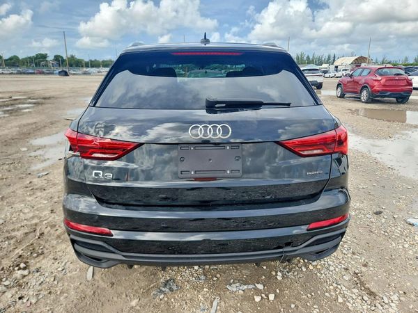 2025 AUDI Q3 S Line quattro Premium — DIRR
