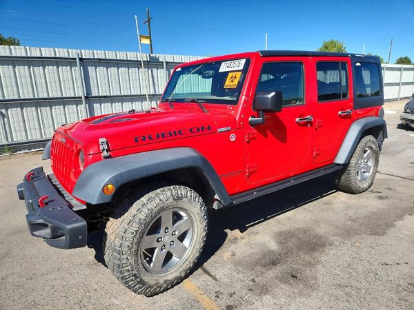 2015 JEEP WRANGLER Rubicon — Front 3/4