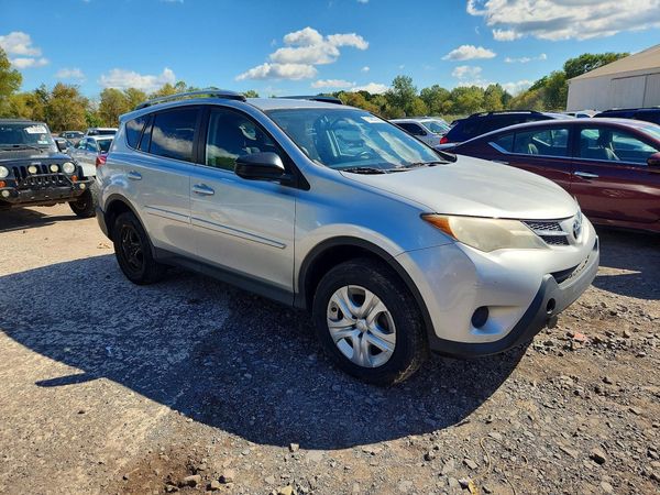 2013 TOYOTA RAV4 Standard — Passenger 3/4